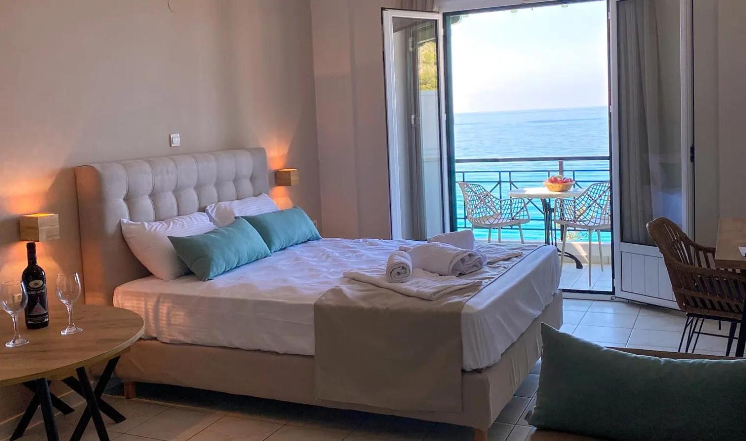 Sunset Premium Studio D Áyios Nikítas Екстериор снимка